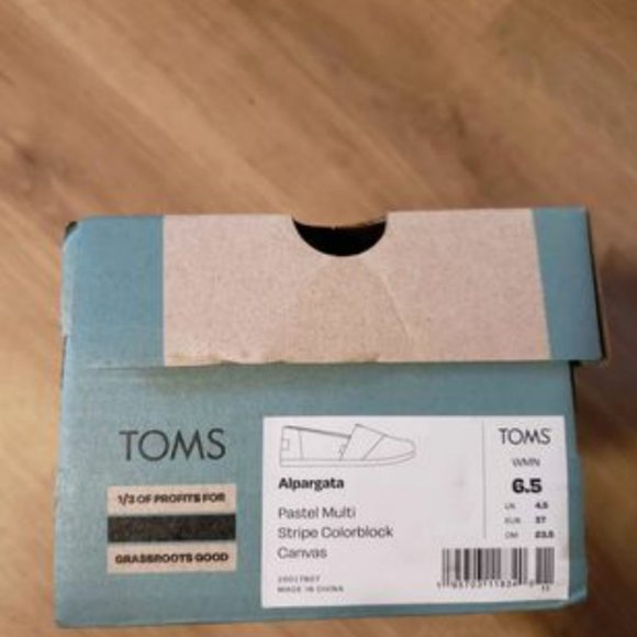 NEW - Tom's pastel stripe canvas shoes (size 6.5) - Picture 2 of 2